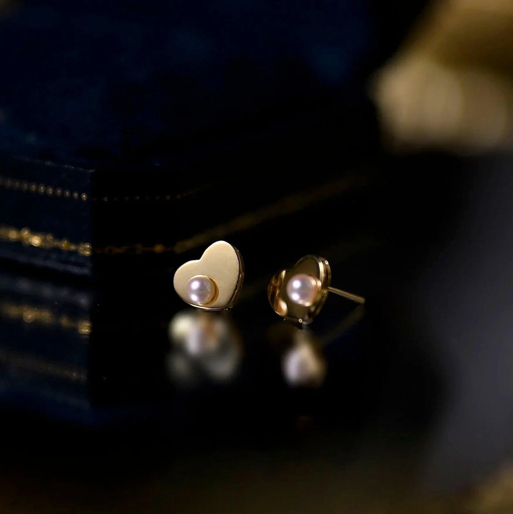 French Mirror Pearl Stud Earrings - Riva