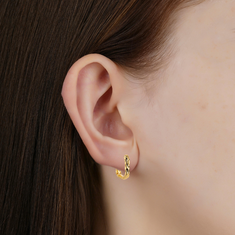 Elegant Vintage Hammered Hoop Earrings - Cari