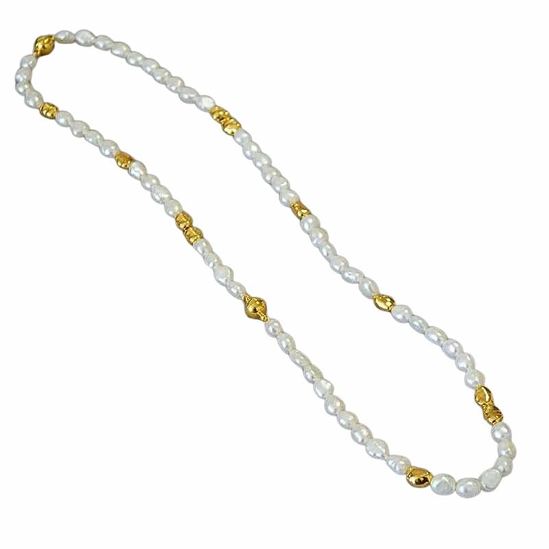 Elegant Irregular Baroque Pearl Necklace - Jantine for a unique style