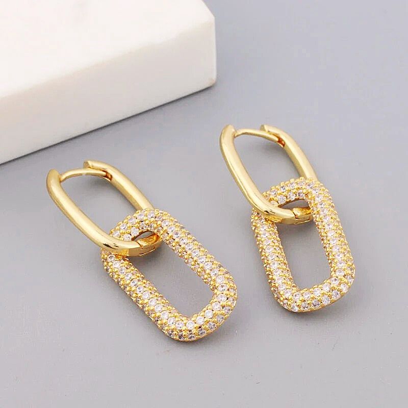 Elegant Square Earrings with Sleek Finish - Sisi
