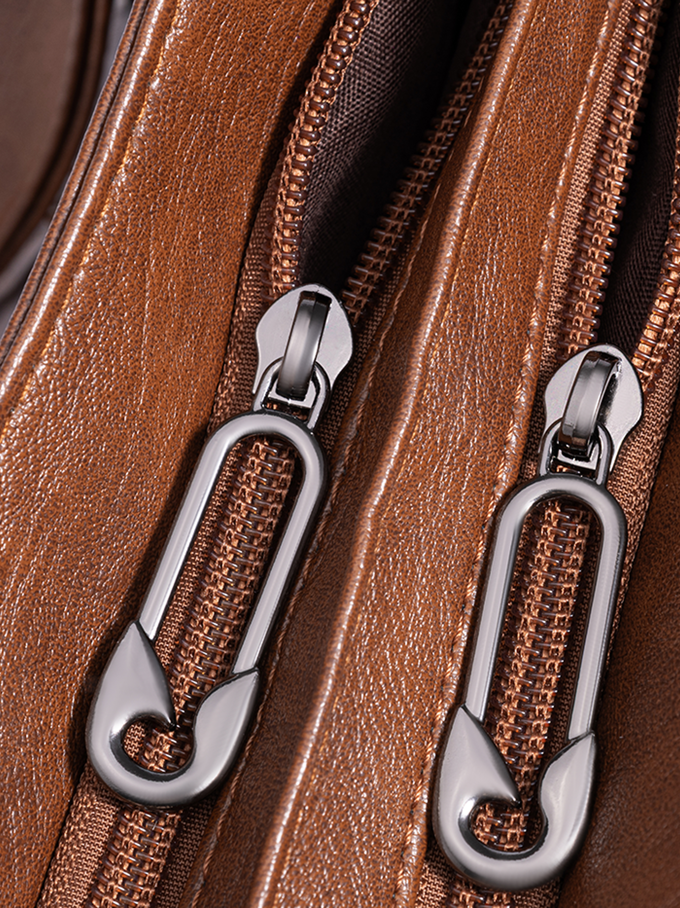 Winner City Tote
