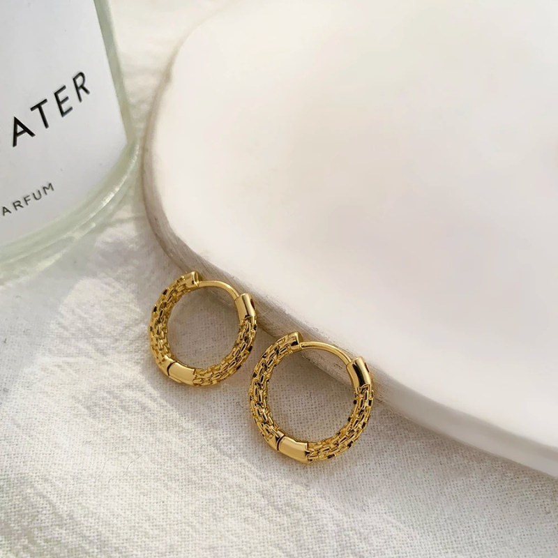 Stylish Luxury Gold Chain with Hoop Earrings - Ava