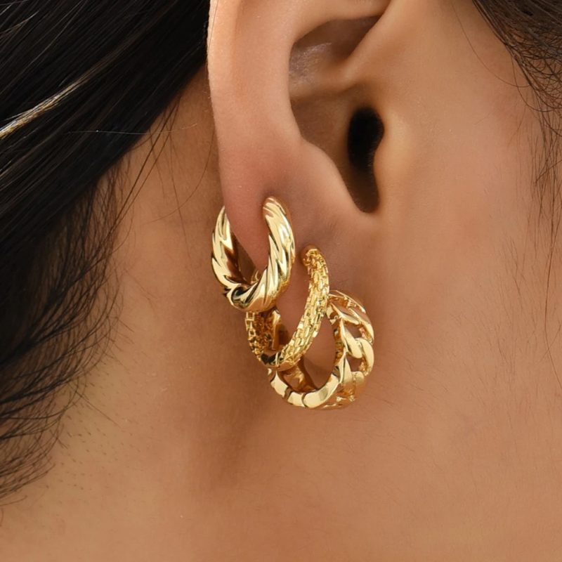 Stylish Luxury Gold Chain with Hoop Earrings - Ava