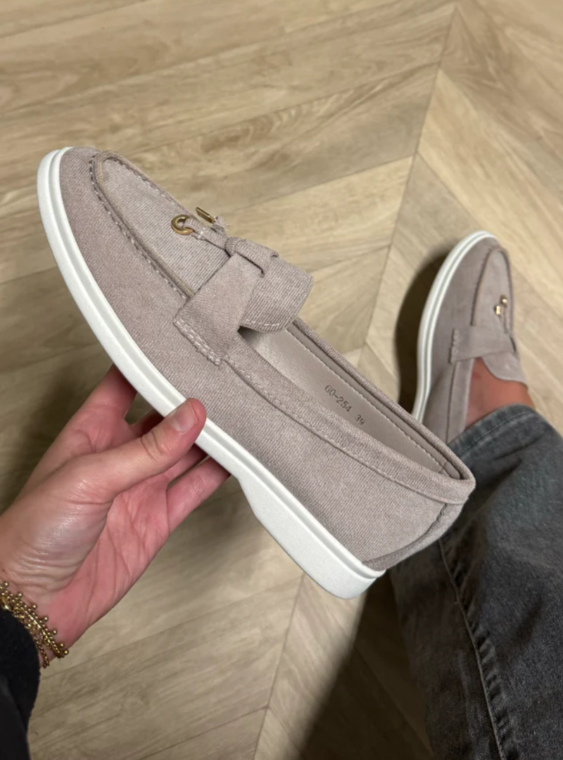 LUNA - SUEDE LOAFERS