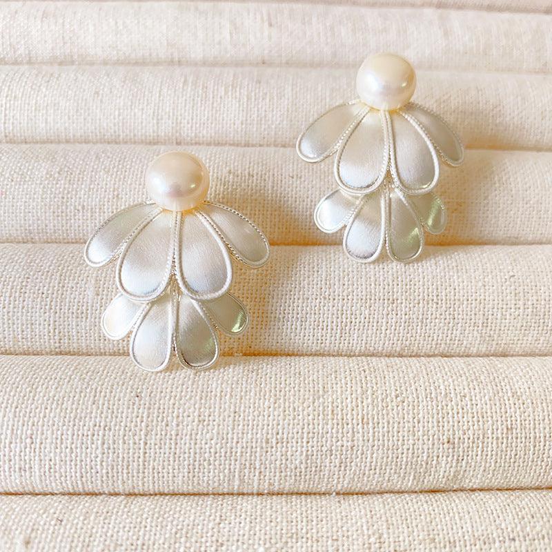 Stylish Double-Layered Flower Belly Earrings - Elegant Accessory for Any Occasion
