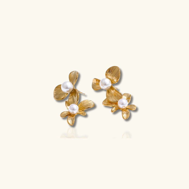 Golden Flower Earrings with Pearls - Jean