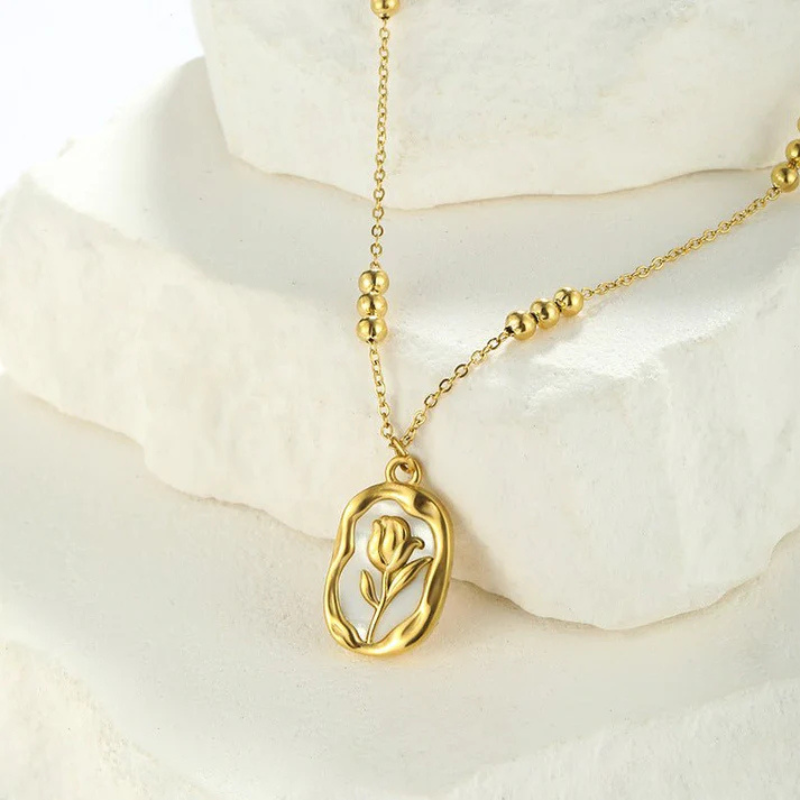 Elegant Gold Rose Pendant Necklace - Penelope, the perfect jewelry set for a stylish look