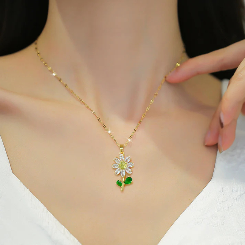 Zircon Sunflower Necklace - Elegant Scarlett Necklace with Sunflower Design