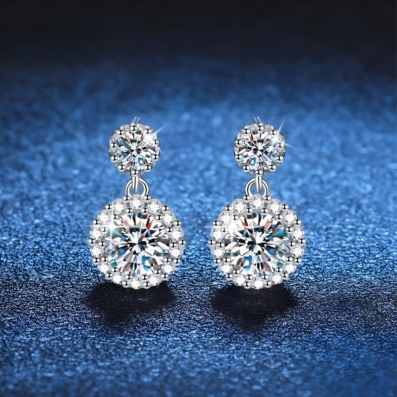 Stylish Silver Moissanite Stud Earrings - Elegance and Shine in One