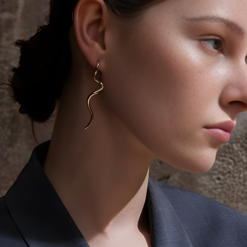 Elegant Gold-Plated Spiral Hoop Earrings – Nyla