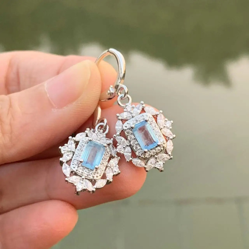 Stylish Aquamarine Crystal Hoop Earrings - Elegant Janeke Design