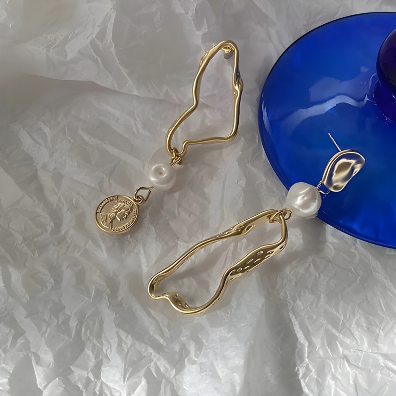 Elegant asymmetrical baroque pearl earrings with hanging design - Rachel