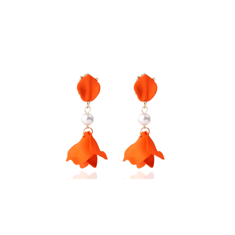Elegant Lady Serenade Pearl Earrings with Gold Plated Detail