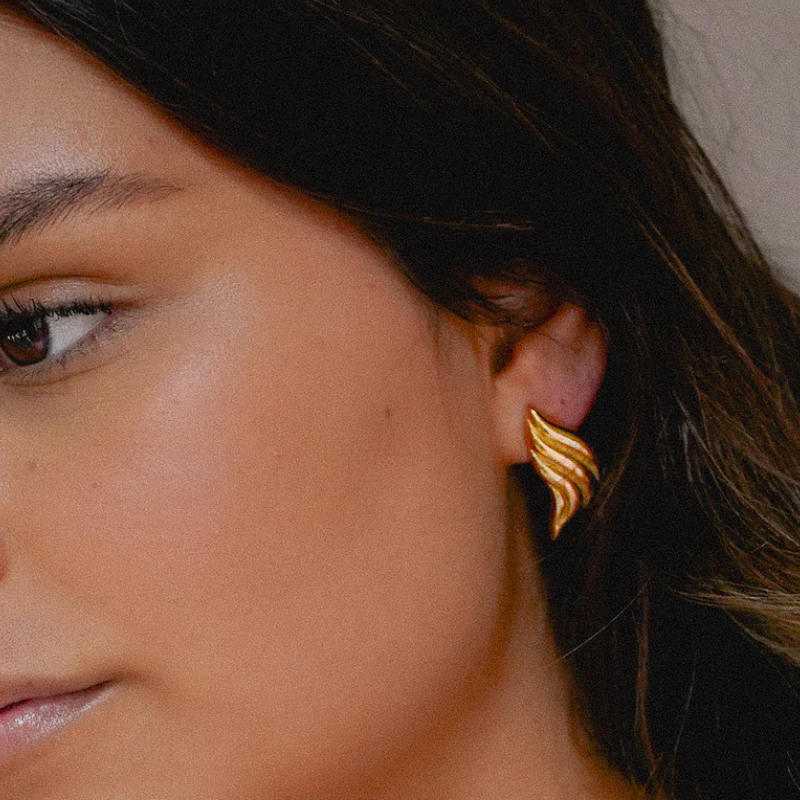 Elegant Angel Wing Earrings with Hair Flag for a Sophisticated Look