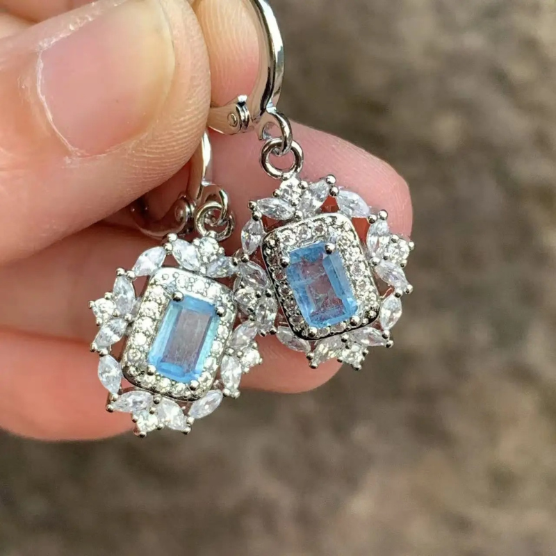 Stylish Aquamarine Crystal Hoop Earrings - Elegant Janeke Design