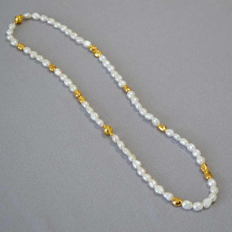 Elegant Irregular Baroque Pearl Necklace - Jantine for a unique style