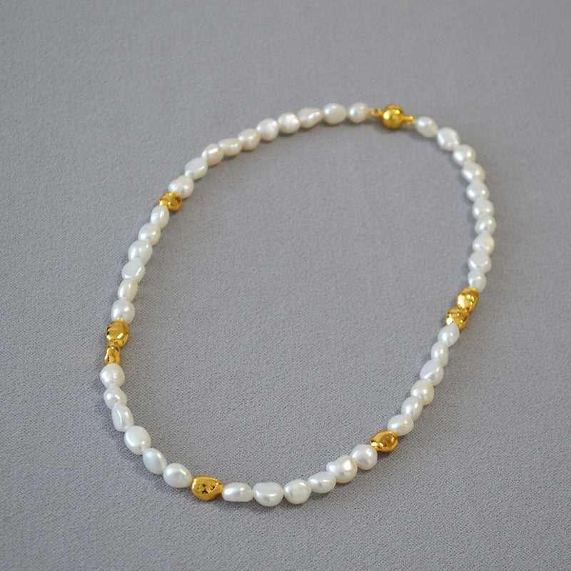 Elegant Irregular Baroque Pearl Necklace - Jantine for a unique style