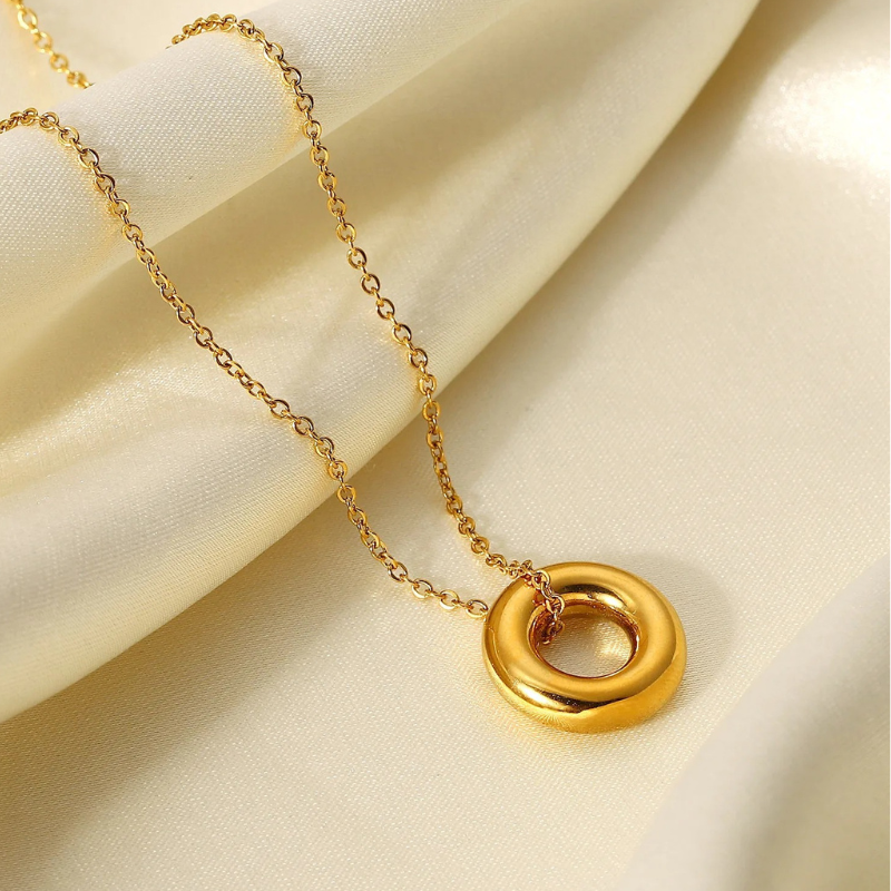 Elegant Gold Plated Zirconia Pendant Necklace - Kate