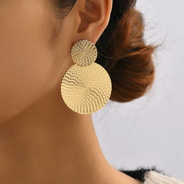 Cute Earrings Gold/Silver with a Moon Atmosphere