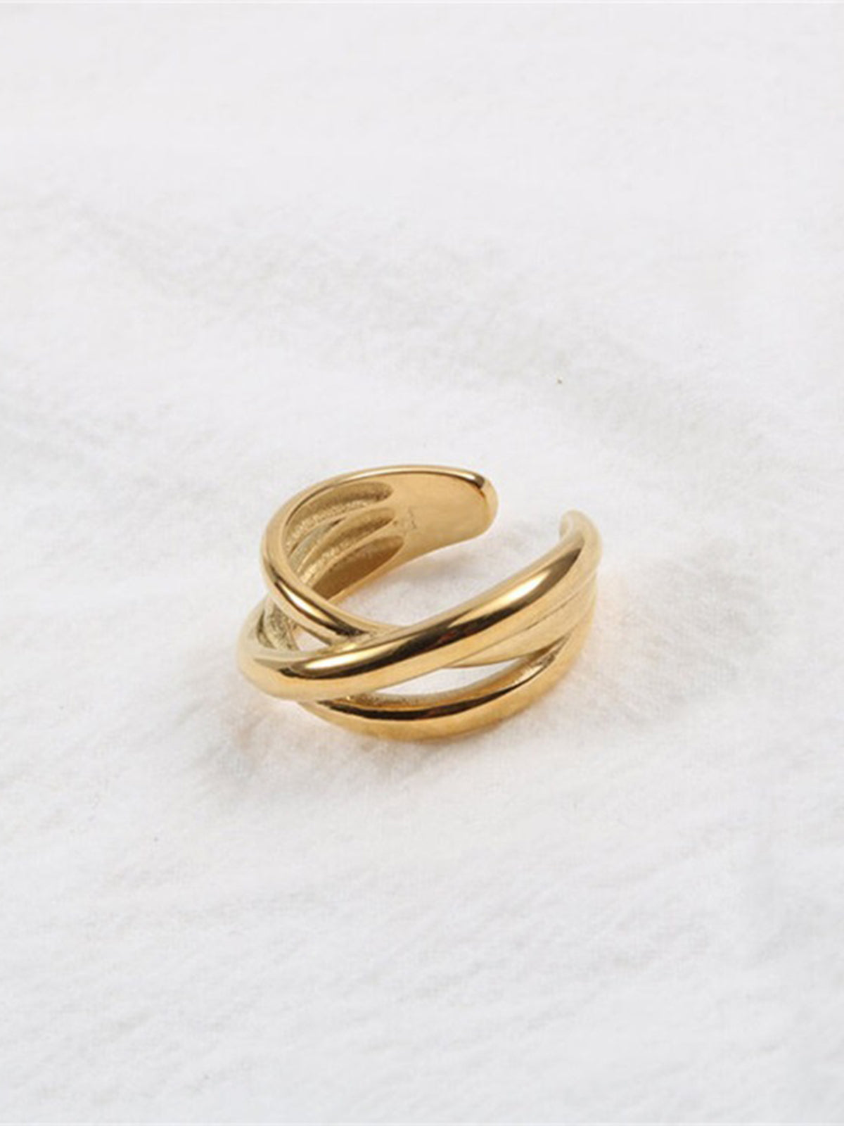 Gold ring with multiple layers in a classic style for a timeless look