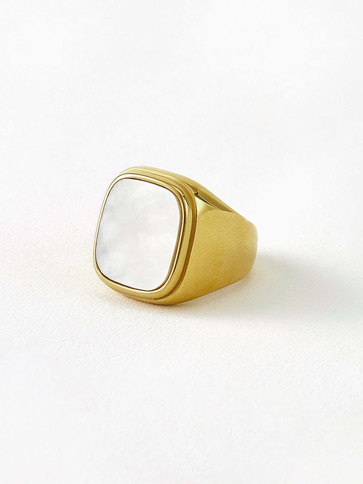 Authentic Signet Ring with Elegant Square Shell