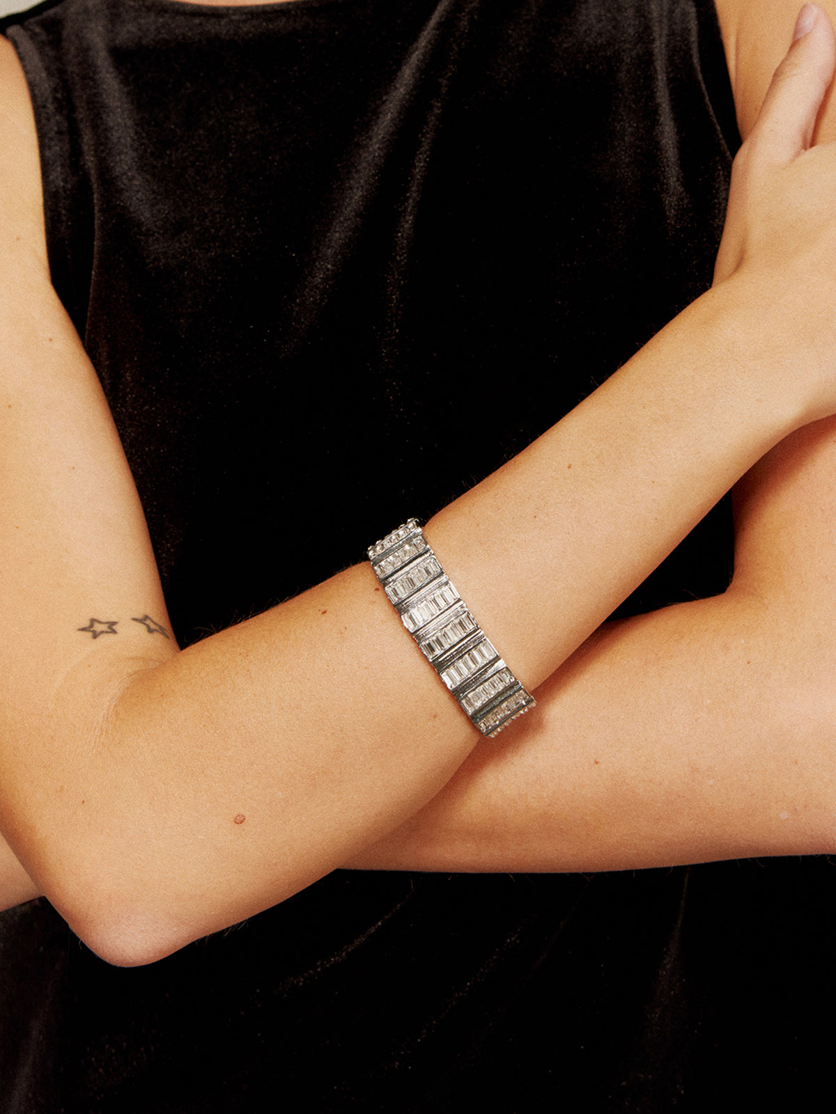 Open Bangle Zircon Elegance and Modern Style