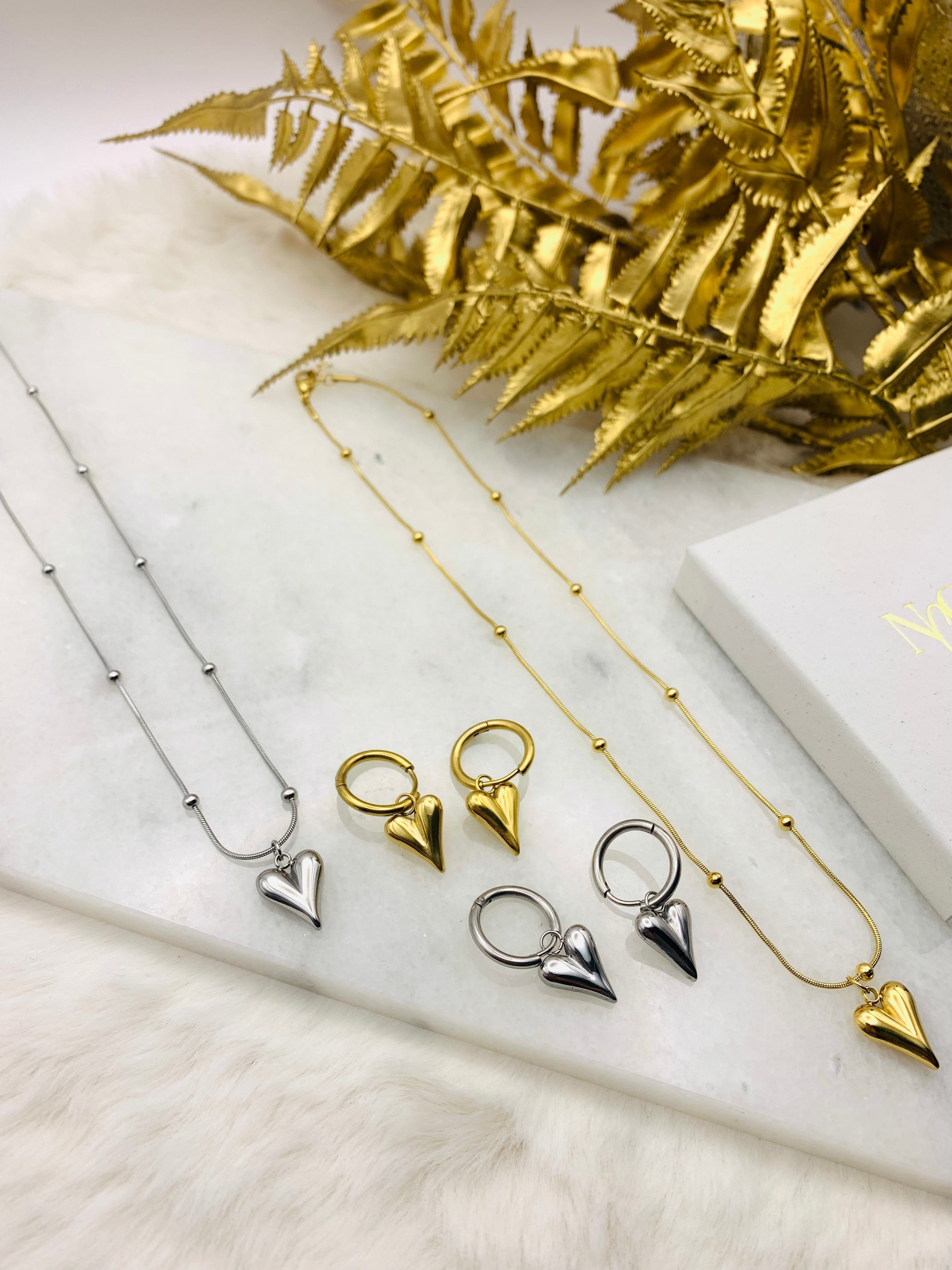 Hart Elegance Hanger for Necklaces - Love