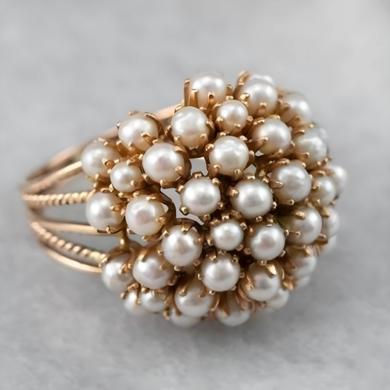 Elegant Gold Pearl Ring for a Timeless Look