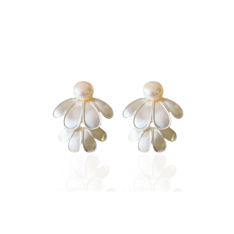 Stylish Double-Layered Flower Belly Earrings - Elegant Accessory for Any Occasion