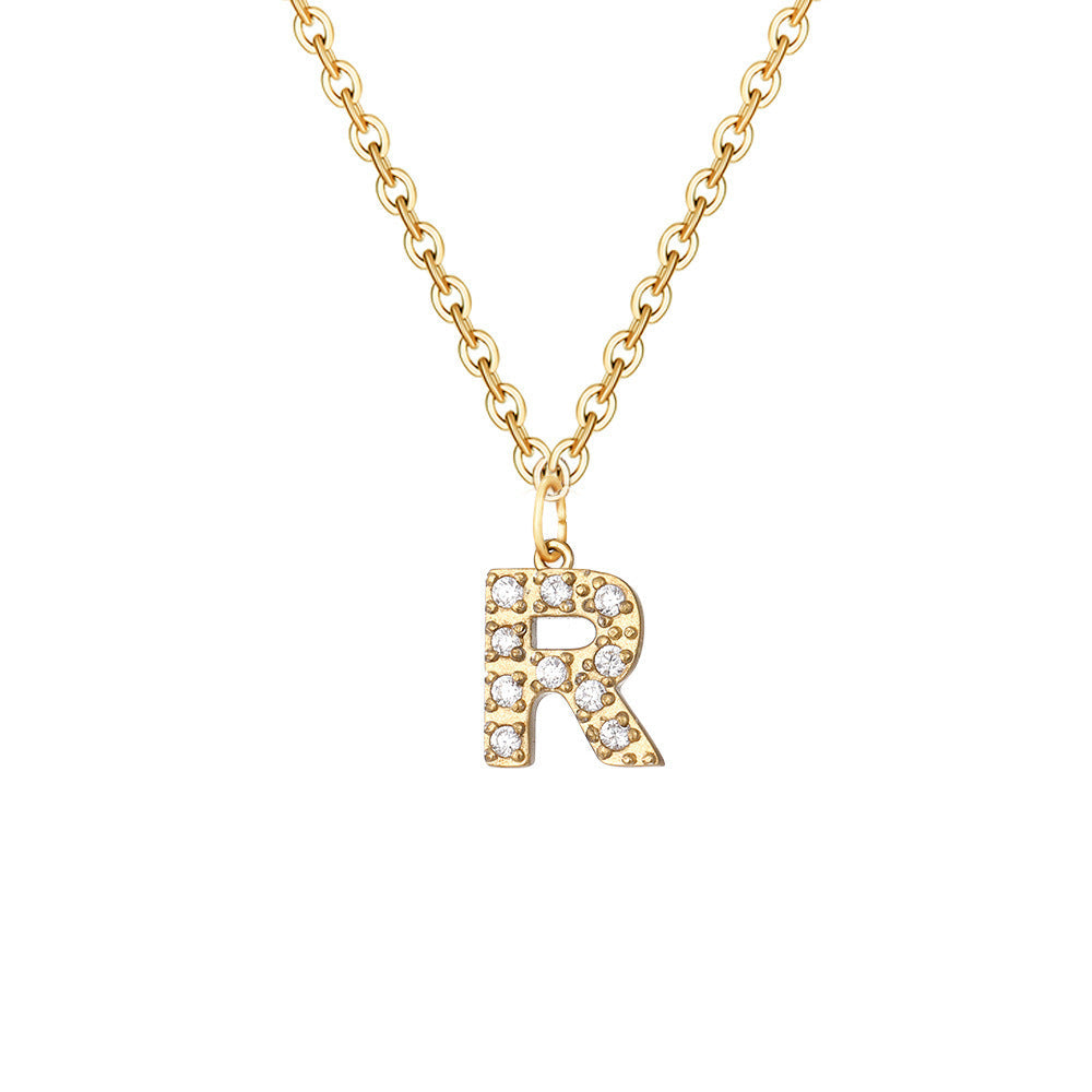 Elegant necklace with letter and sparkling elements for an exceptional style