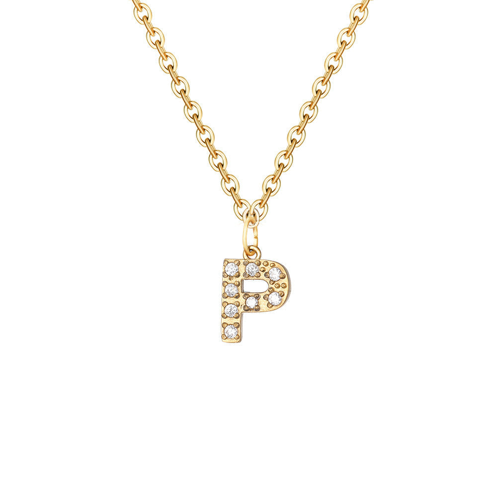 Elegant necklace with letter and sparkling elements for an exceptional style