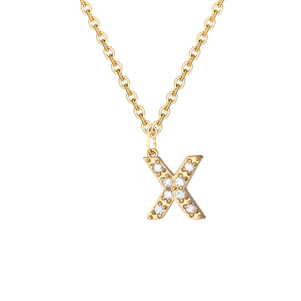 Elegant necklace with letter and sparkling elements for an exceptional style