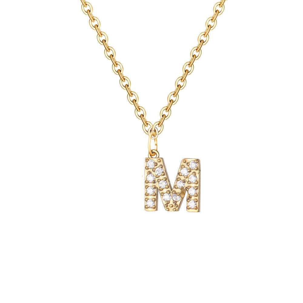 Elegant necklace with letter and sparkling elements for an exceptional style