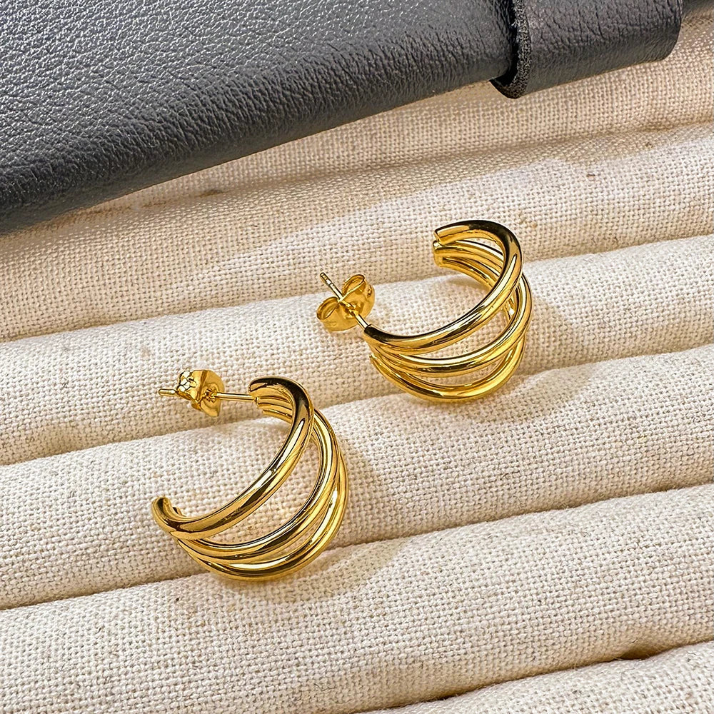 Elegant Layered Hoop Earrings for a Trendy Look