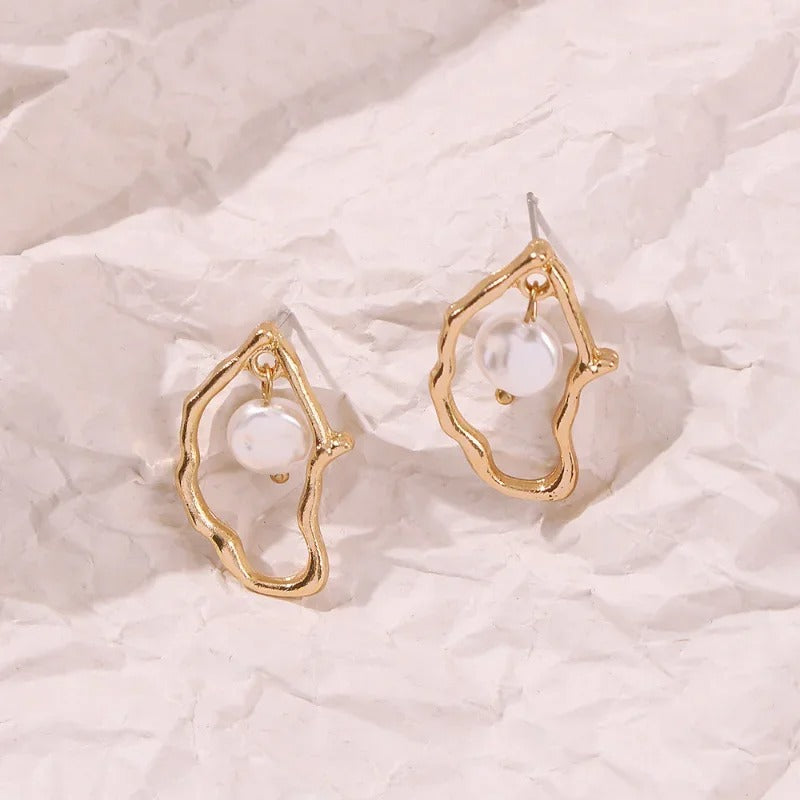 Exotic Pearl Stud Earrings - Ada