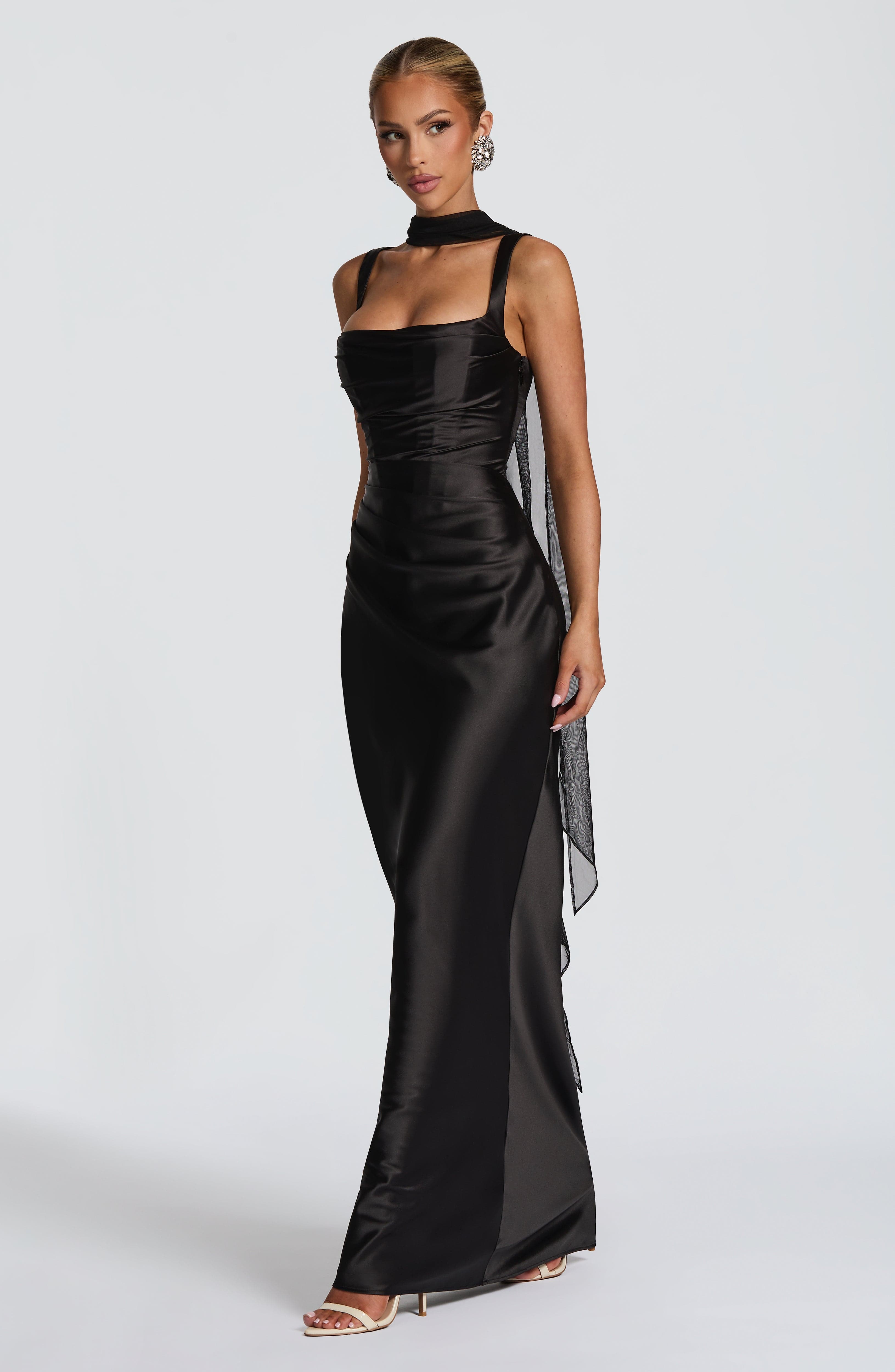Safieyah Maxi Dress - Black