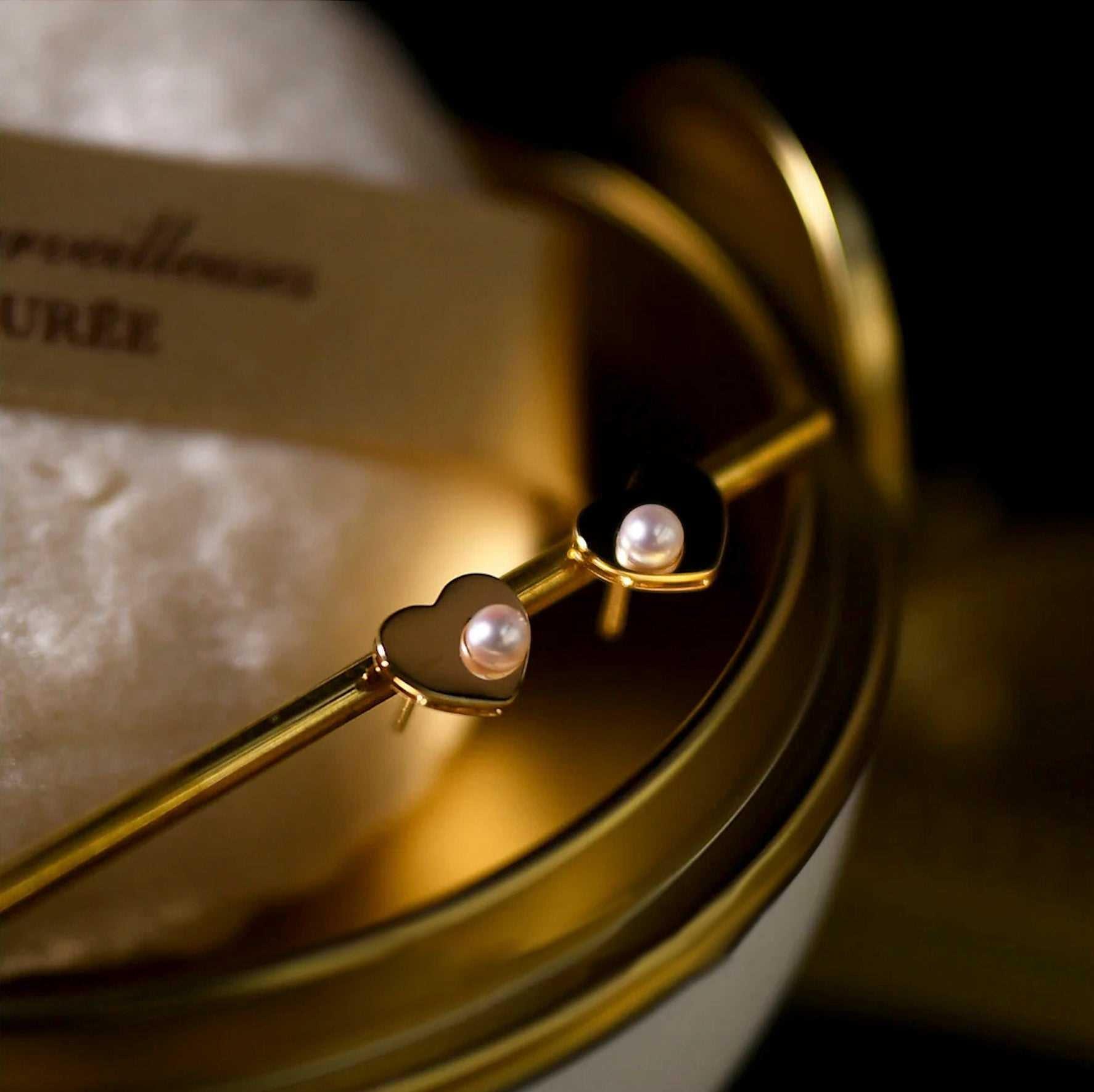 French Mirror Pearl Stud Earrings - Riva