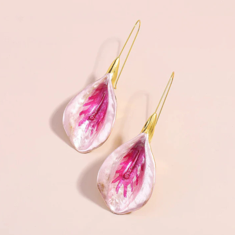 Elegant Bloom Bengelen Earrings - Beautiful for a sophisticated look