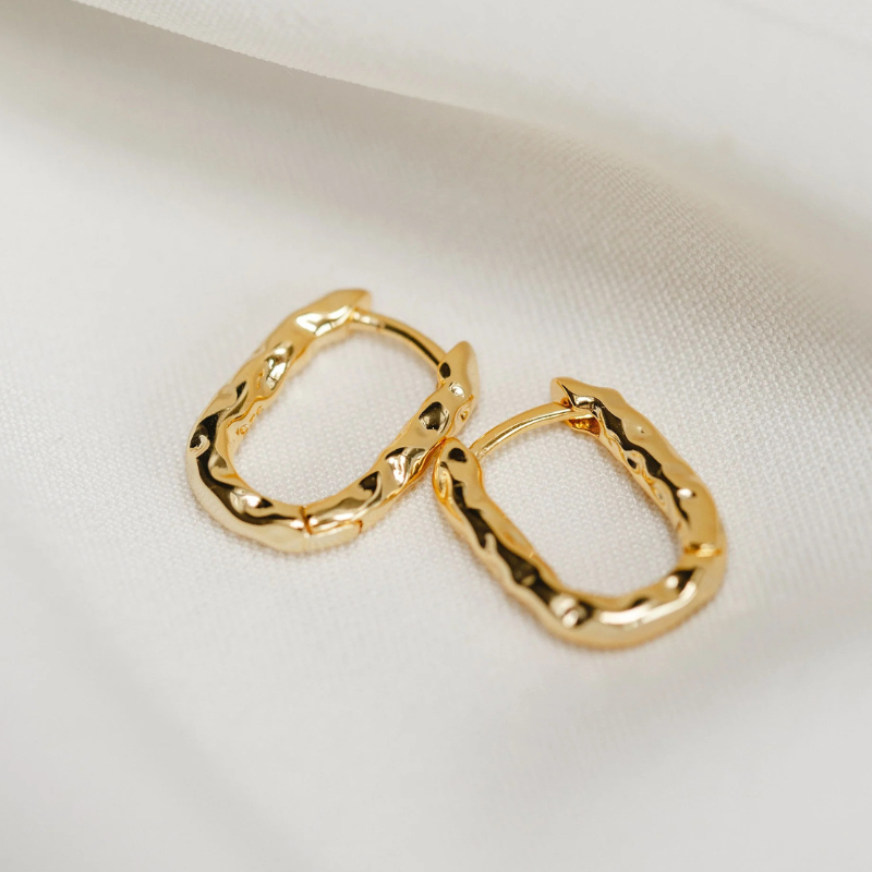 Elegant Vintage Hammered Hoop Earrings - Cari
