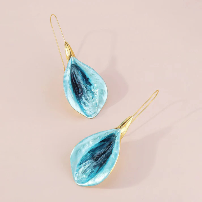 Elegant Bloom Bengelen Earrings - Beautiful for a sophisticated look