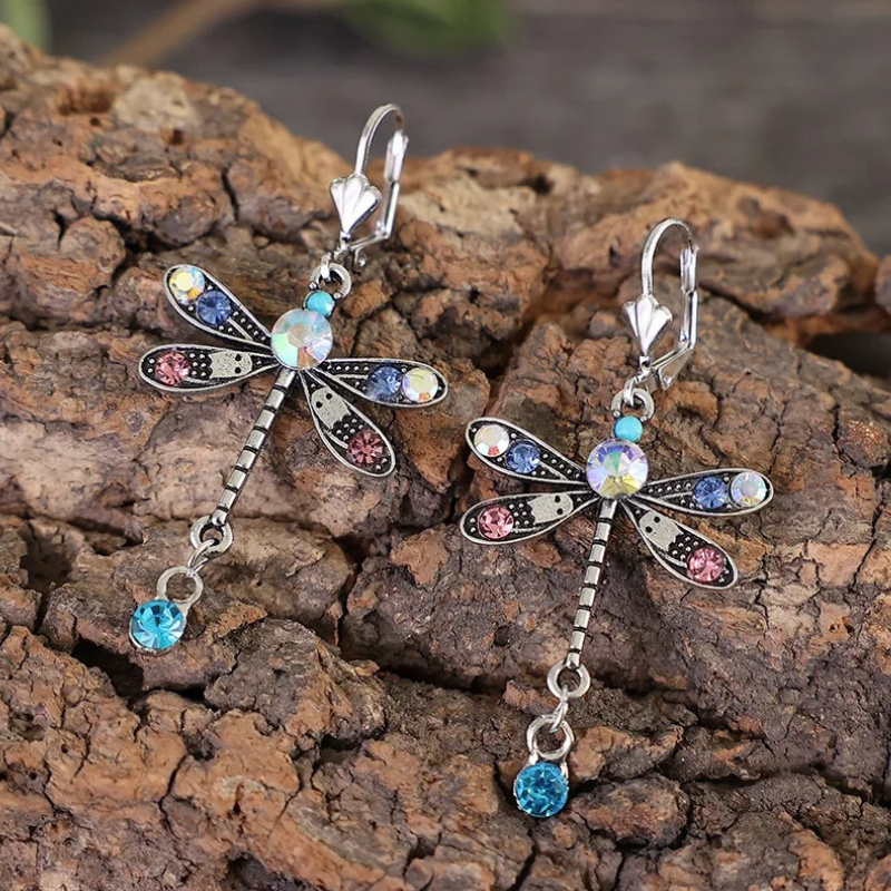 Stylish Silver Dragonfly Earrings with Elegant Cut