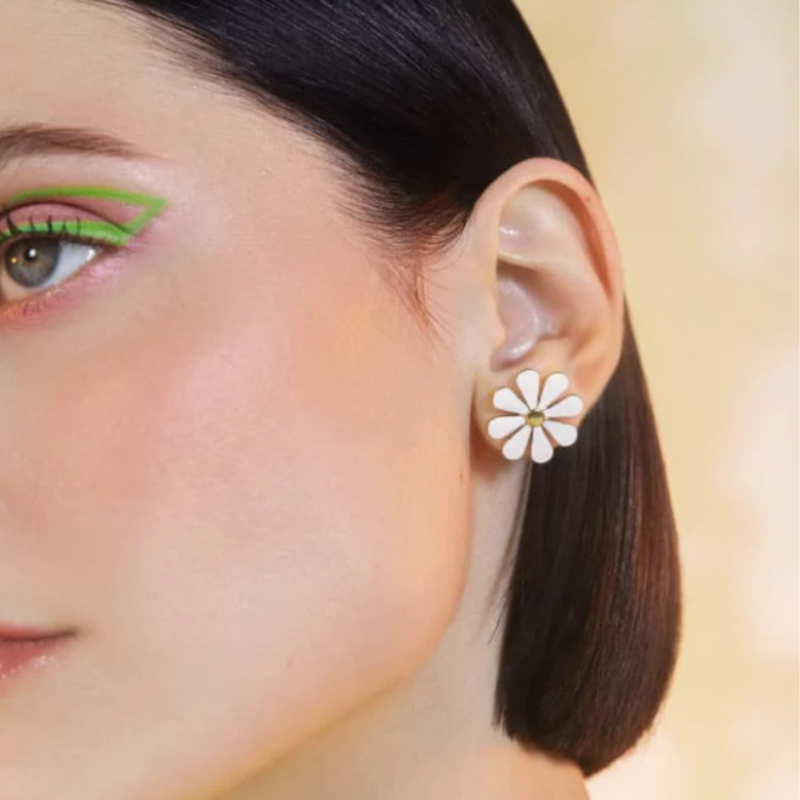 Chic and Elegant Flower Stud Earrings - Everly