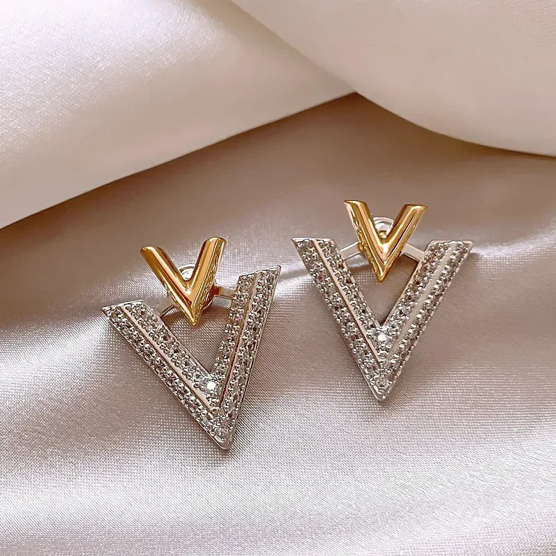 Shiny V Earrings with Cast Stones in Gold and Silver