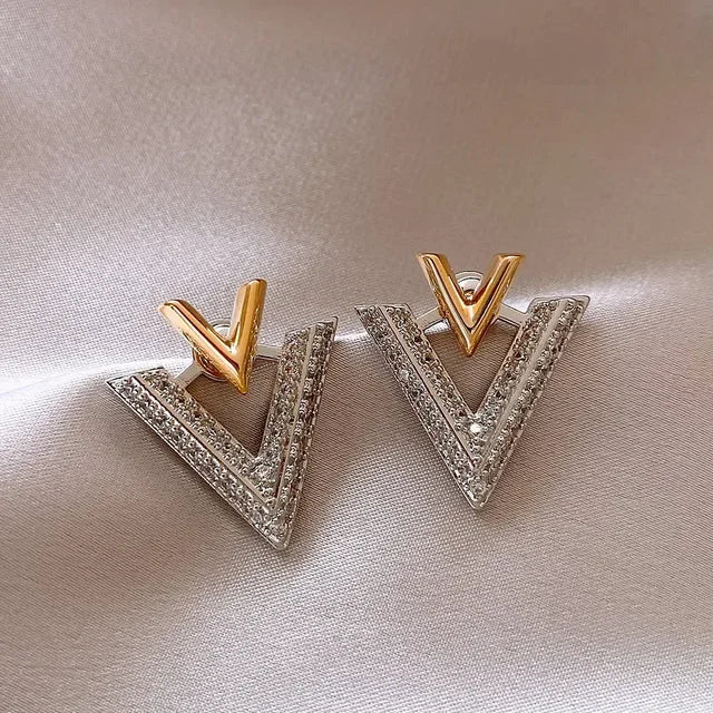 Shiny V Earrings with Cast Stones in Gold and Silver