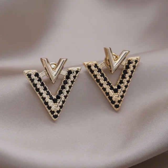Shiny V Earrings with Cast Stones in Gold and Silver