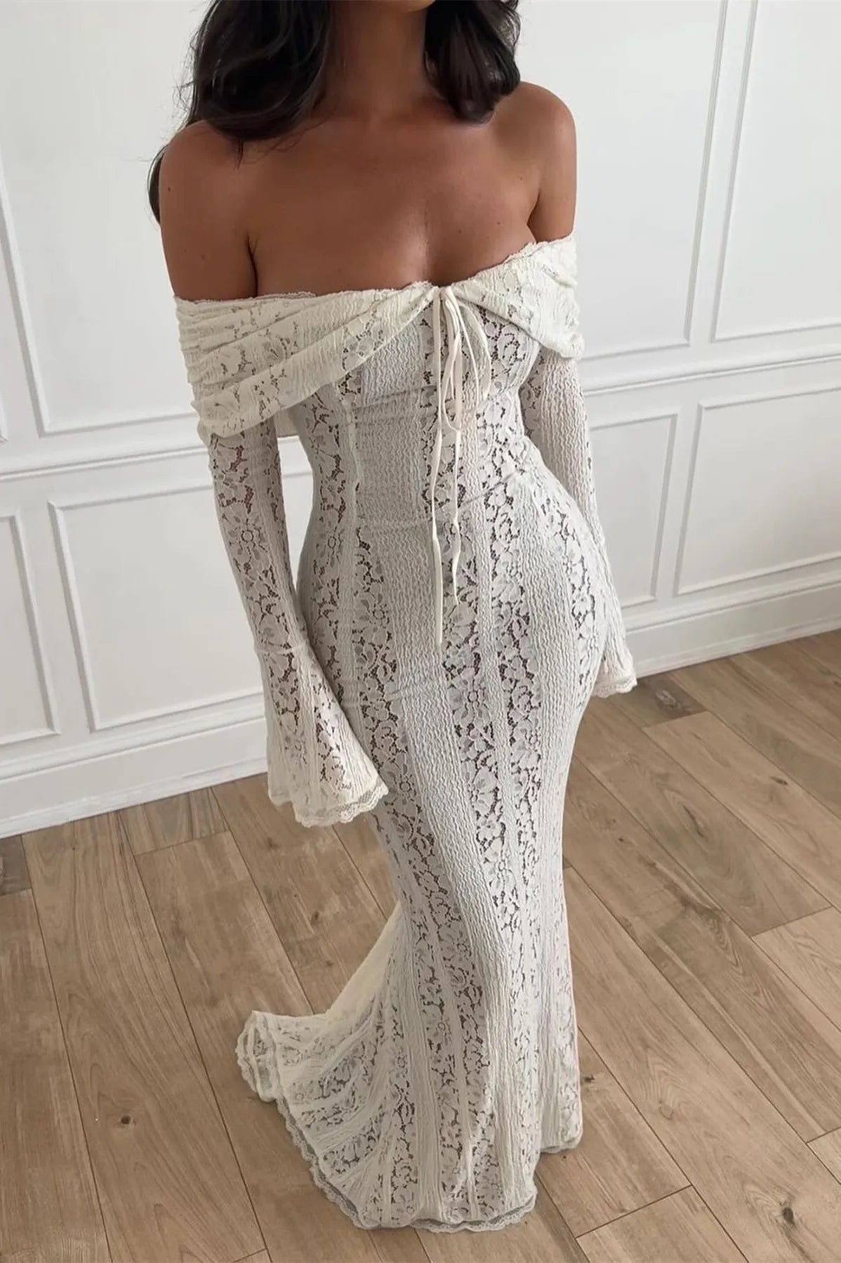 Isabella Off-Shoulder Maxi Dress Made of Lace
