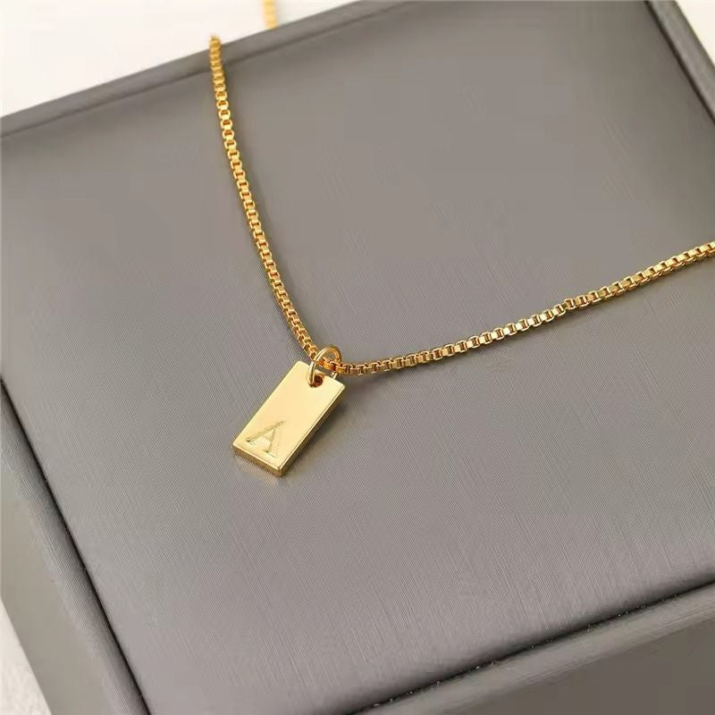 Elegant Initial Letter Chains – Stylish Personalized Jewelry Piece by Aleid