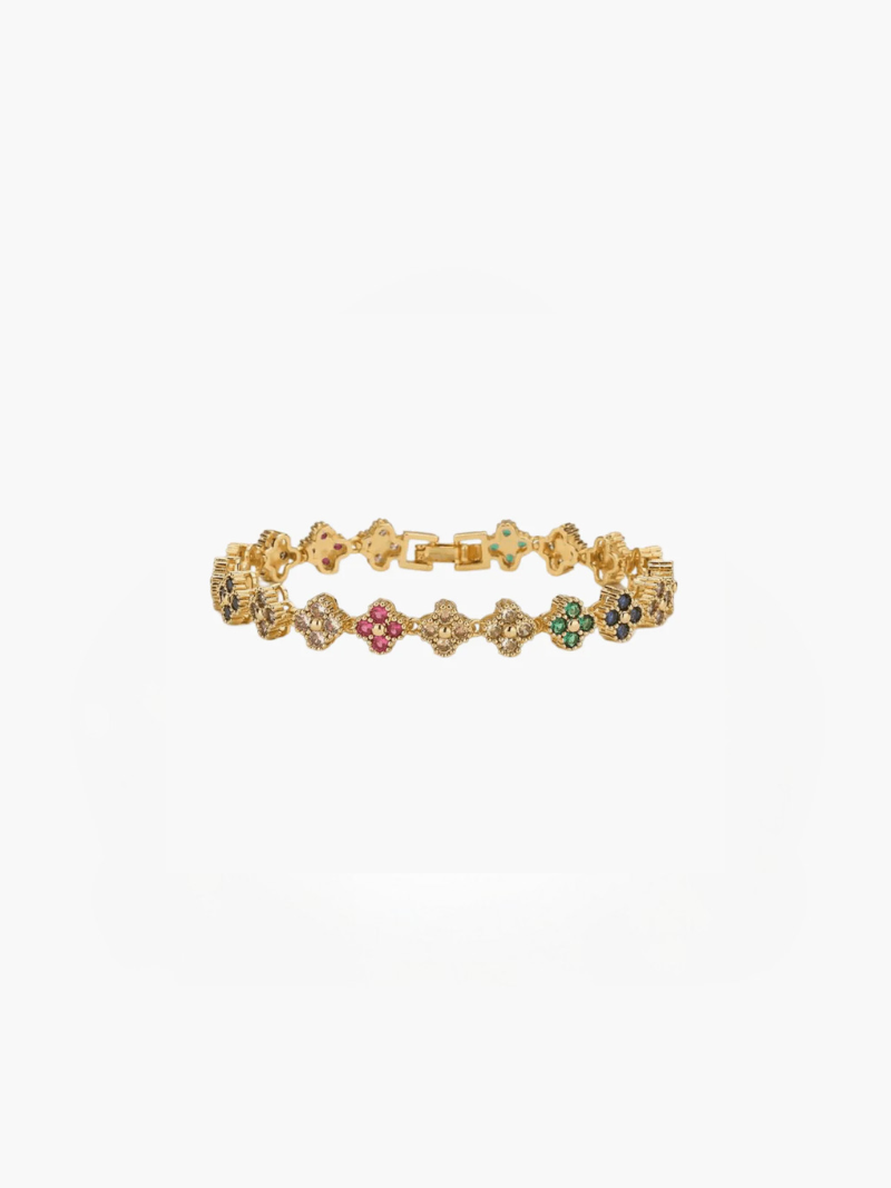 Elegant shiny bracelet with luxurious gloss