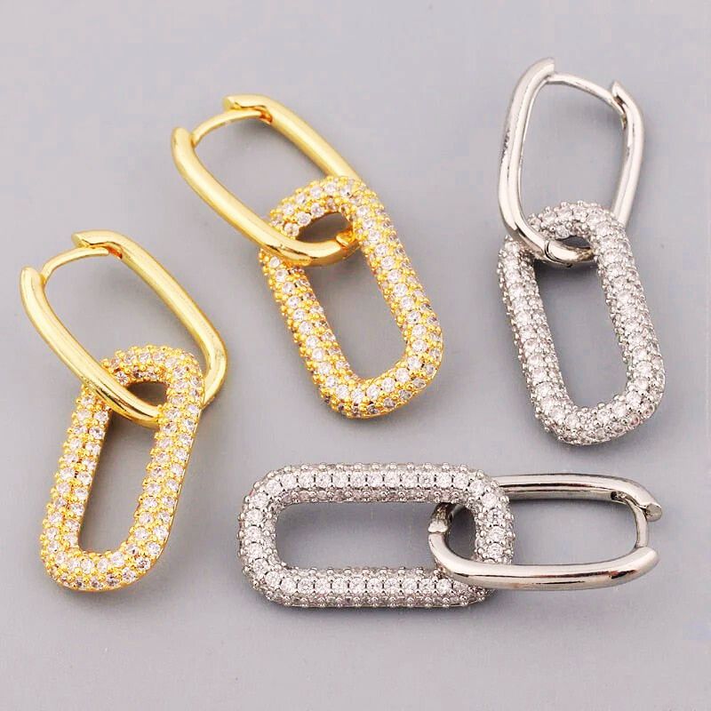 Elegant Square Earrings with Sleek Finish - Sisi