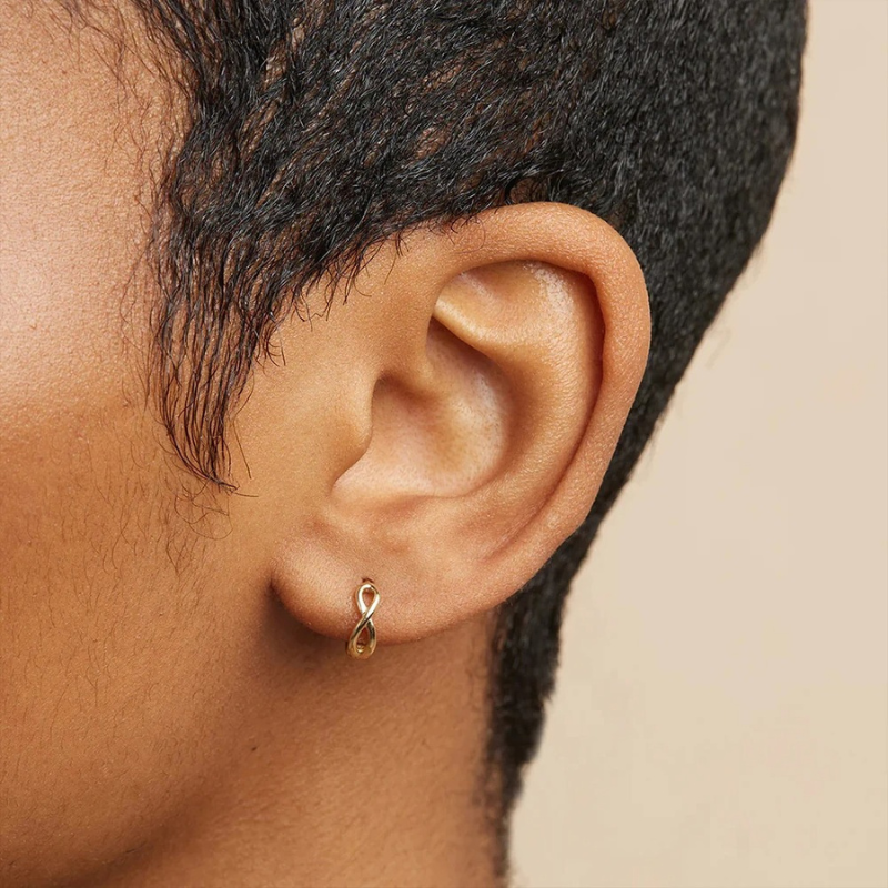 Elegant Infinite Earrings - Sarah for a timeless and stylish look